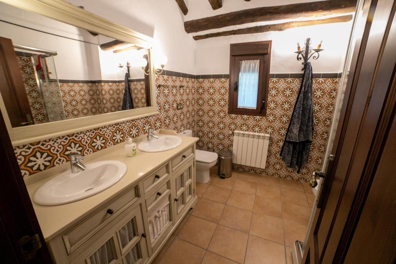 Villa Cortijo El Segador Y El Capricho Almedinilla Exterior foto